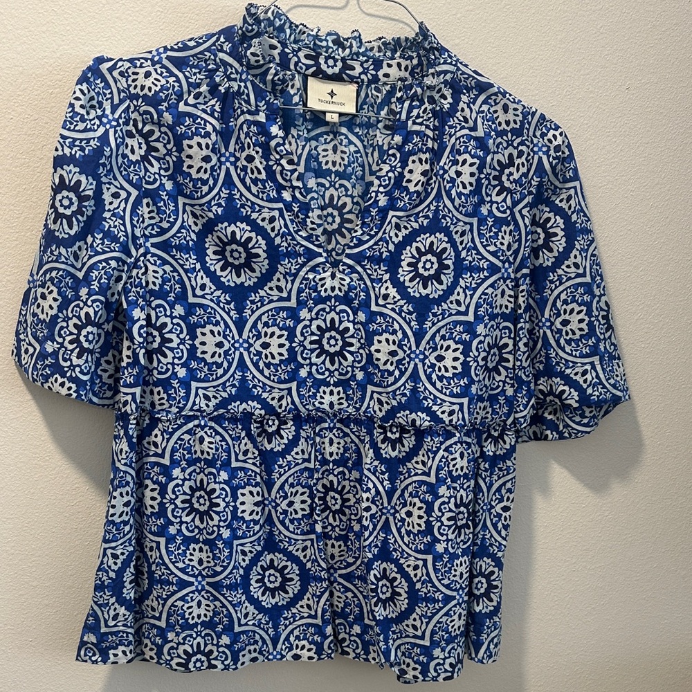 Tuckernuck Blue and White Medallion Short Sleeve Blouse